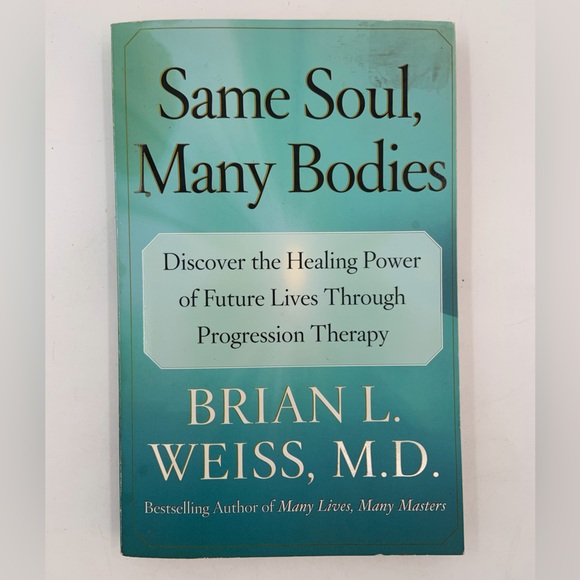 Other - 🌹New listing🌹GUC Same Soul, Many Bodies - Book by Brian L. Weiss, M.D.